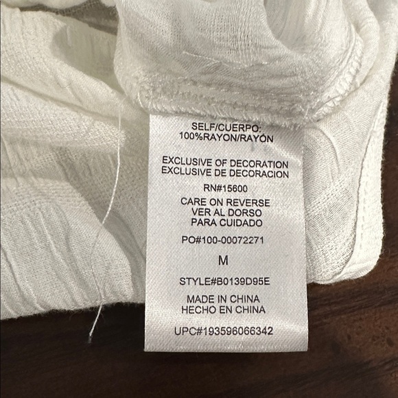 Democracy White Button Front Blouse Size M – Boho Lace Trim Peasant Top - Picture 3 of 8